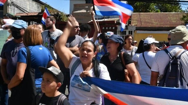 Photo from Yahoo! News